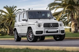 mercedes-benz-g-class-front-angle-low-view-497927.jpg